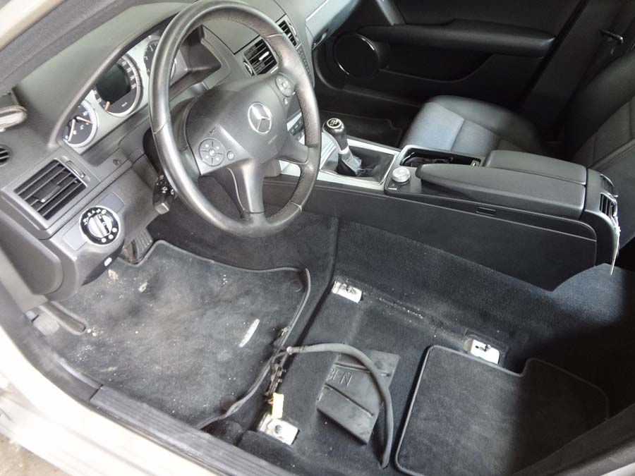 detailing mercedes